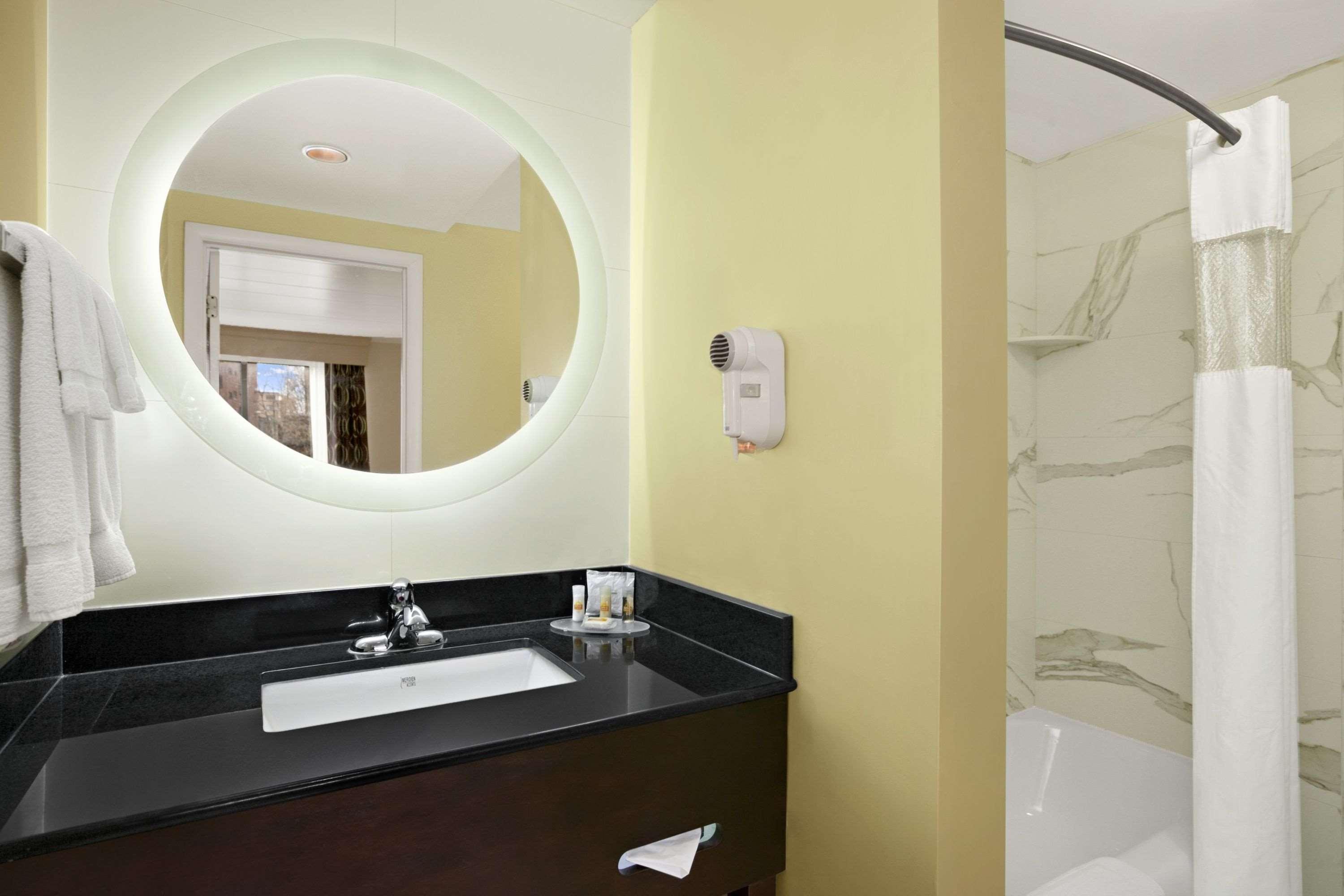 סטייט קולג' Days Inn By Wyndham Penn State מראה חיצוני תמונה