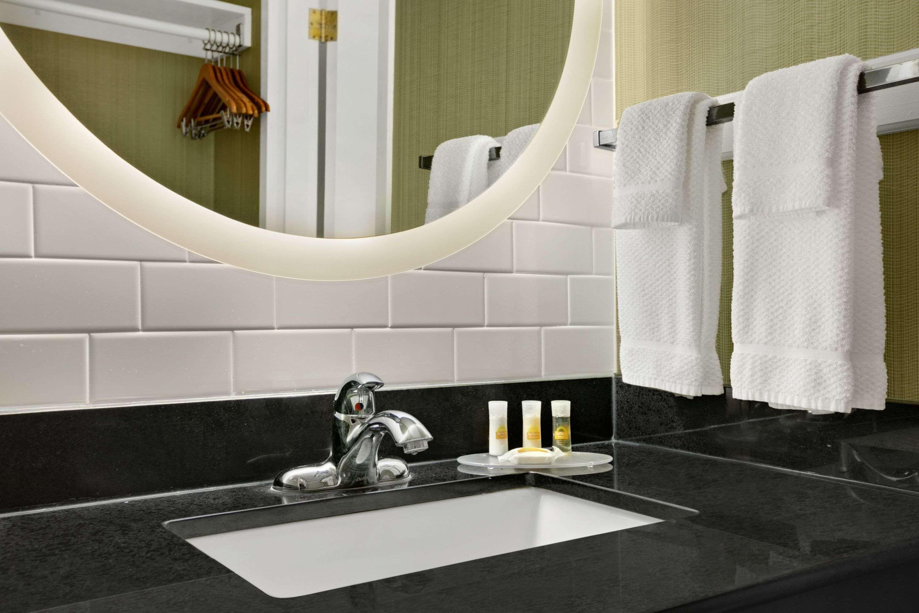 סטייט קולג' Days Inn By Wyndham Penn State מראה חיצוני תמונה