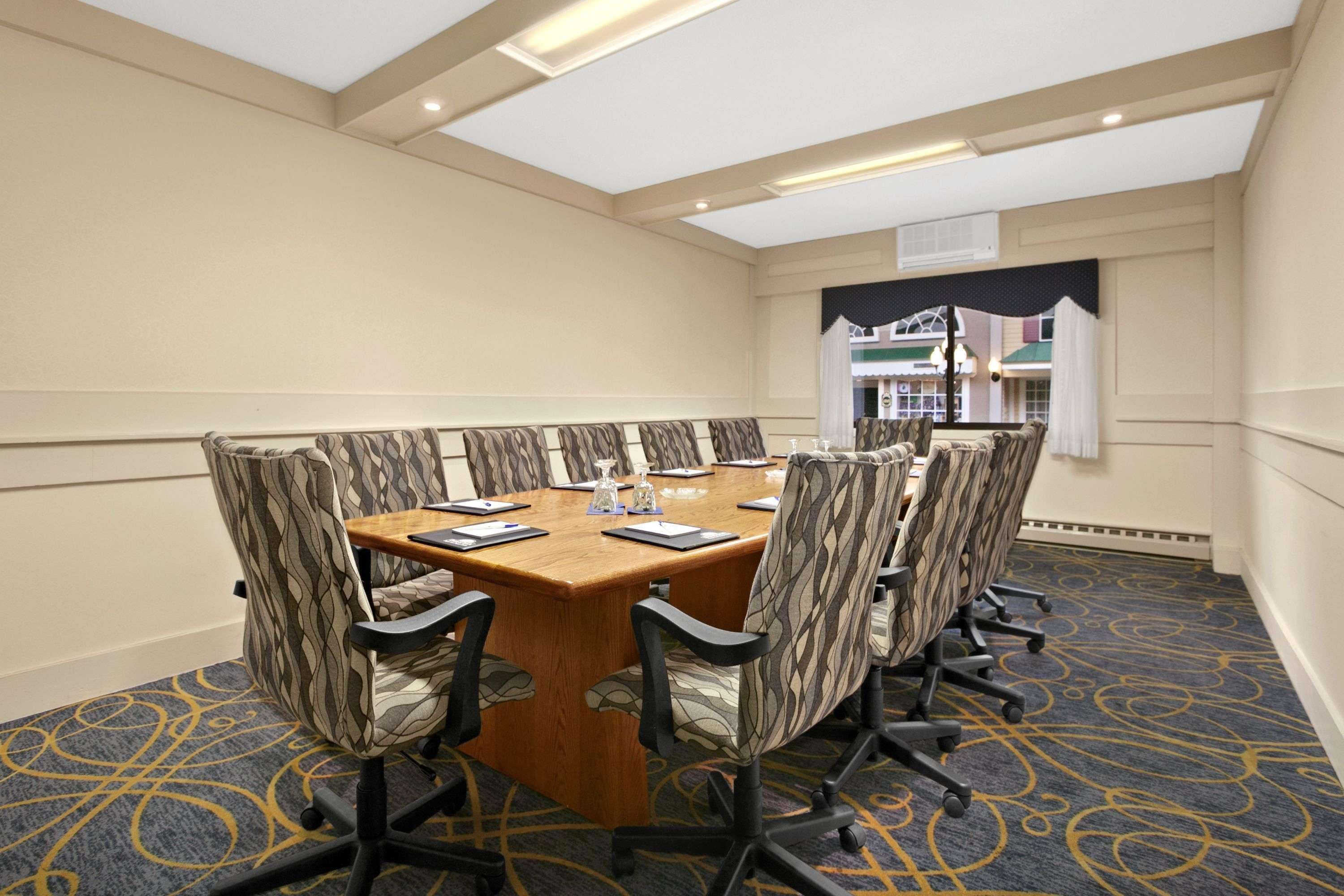 סטייט קולג' Days Inn By Wyndham Penn State מראה חיצוני תמונה